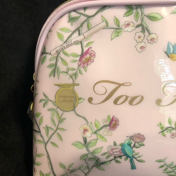Too Faced Make Up Bag Brand New - Picture 12 of 13